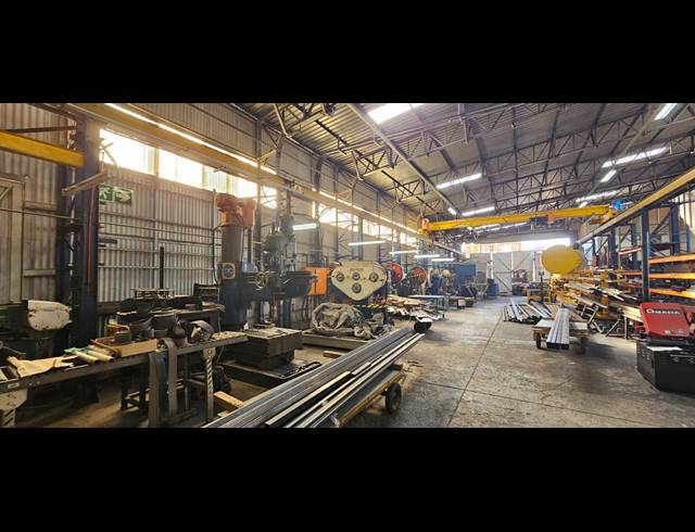 9,130M² WAREHOUSE FOR SALE IN DENVER